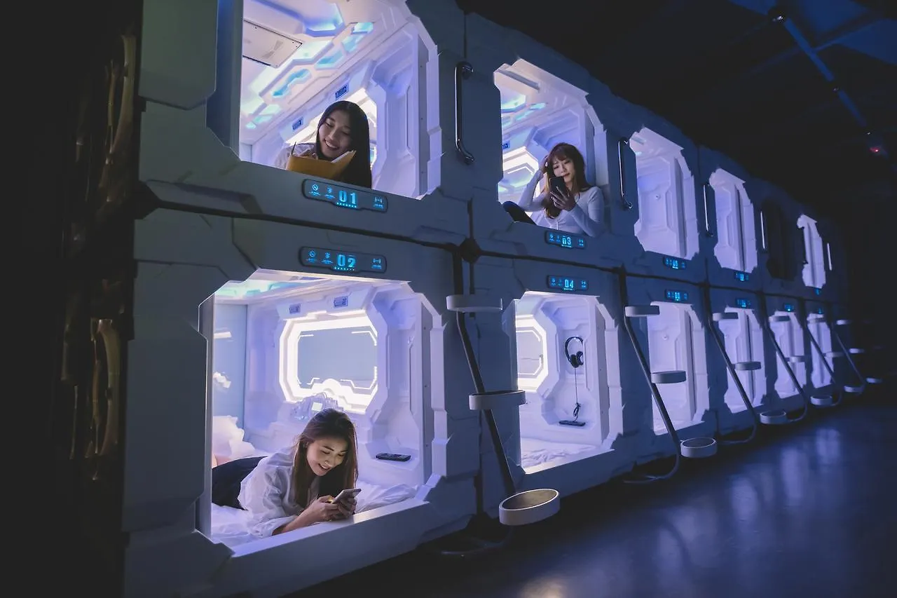 Space Hotel @ Chinatown Kuala Lumpur 2*,