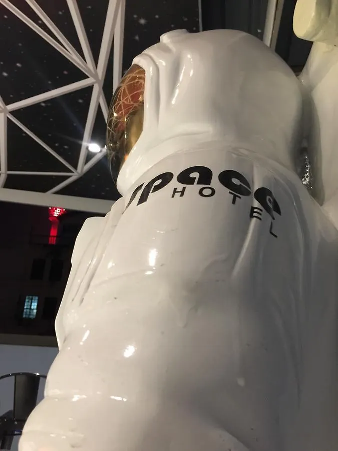 Space Hotel @ Chinatown Κουάλα Λουμπούρ 2*,